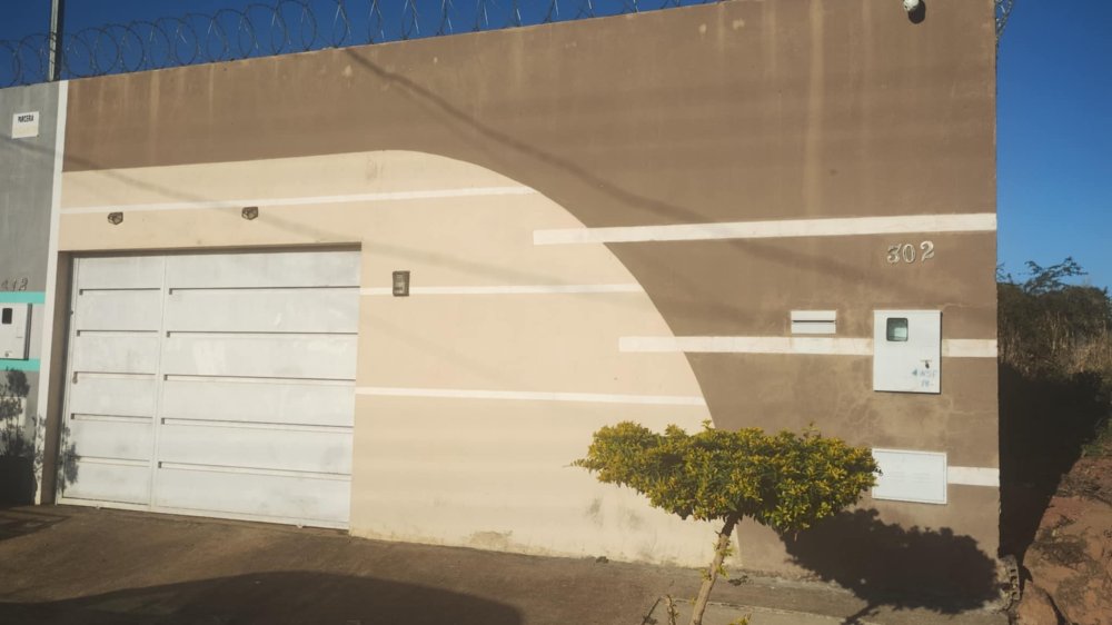 Casa - Aluguel - Industrial - Pirapora - MG