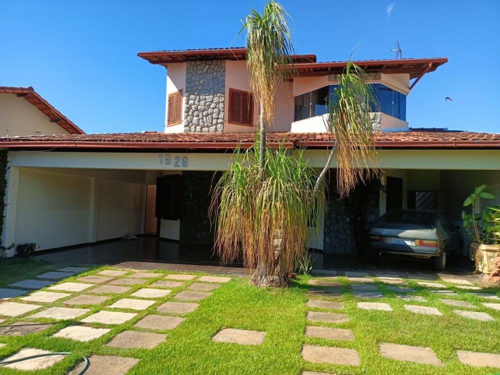 Casa Alto Padrão - Venda - Industrial - Pirapora - MG